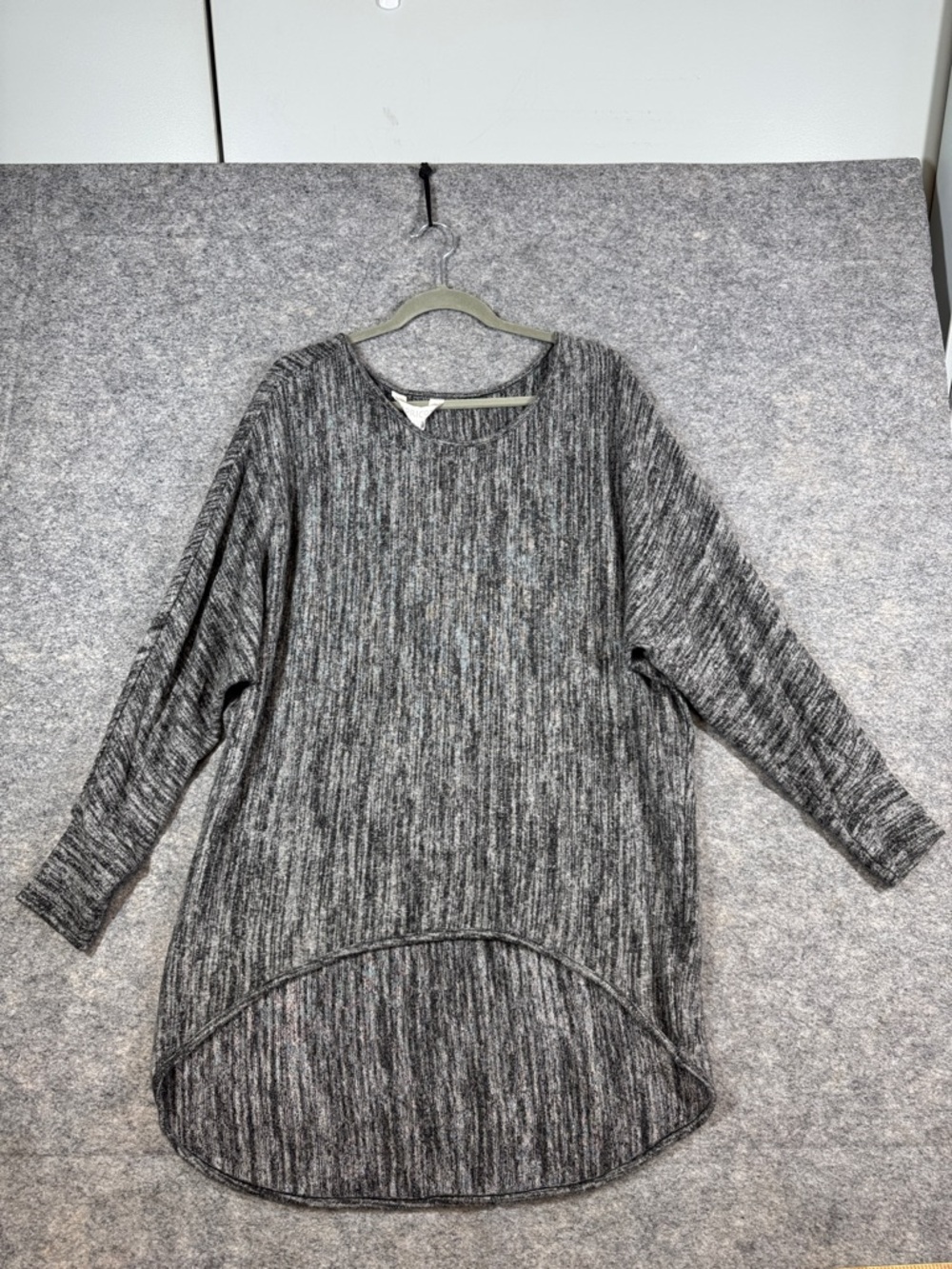Apricot Heathered Gray High Low Knit Lagenlook Top Minimalist Casual Size 8 - Picture 2 of 10
